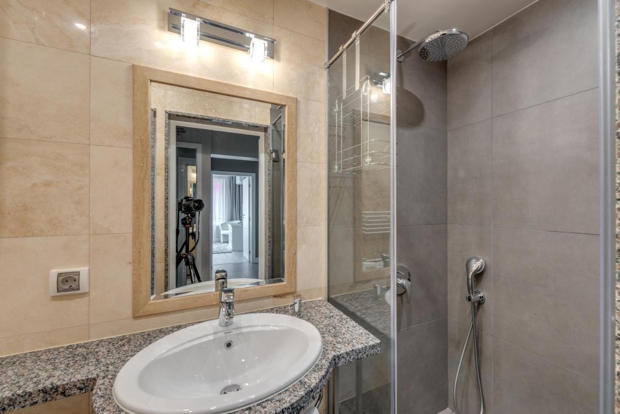 R & R Apartments София Екстериор снимка
