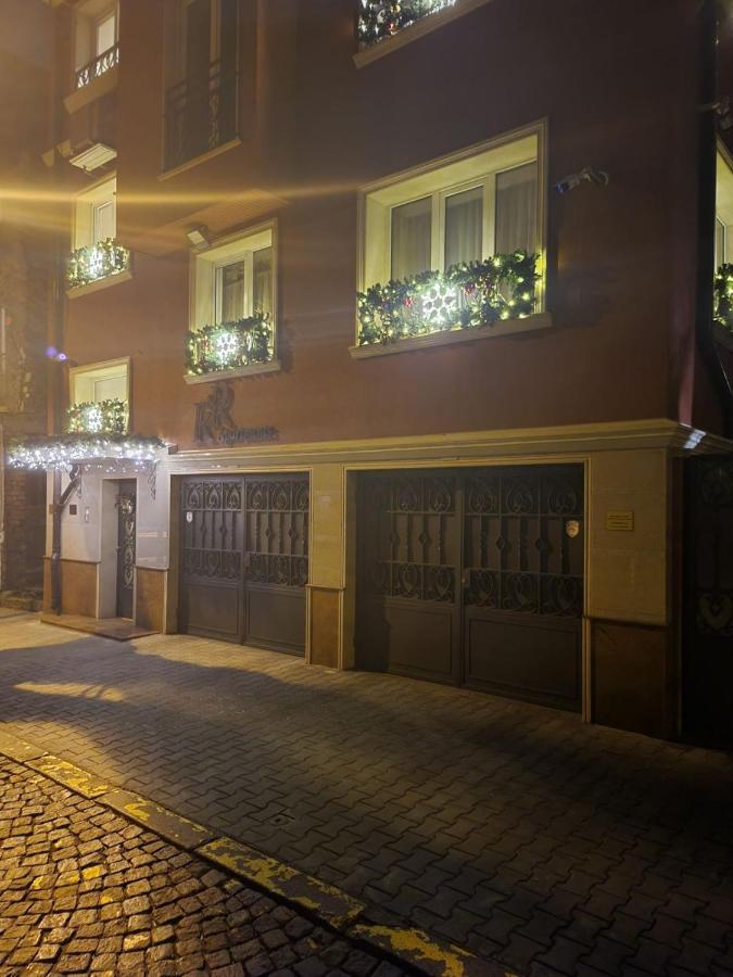 R & R Apartments София Екстериор снимка